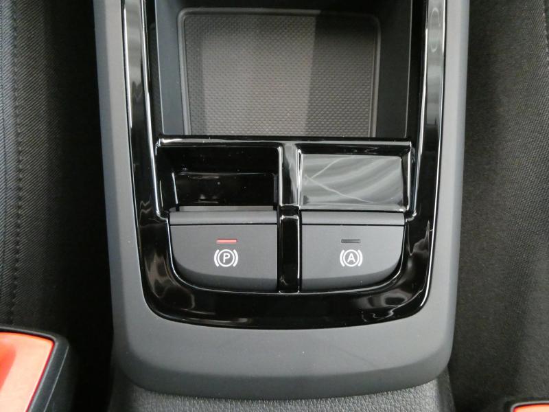 Audi Q2 30 TFSI admired