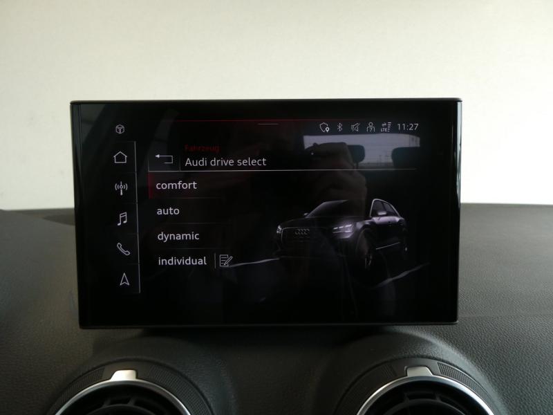 Audi Q2 30 TFSI admired