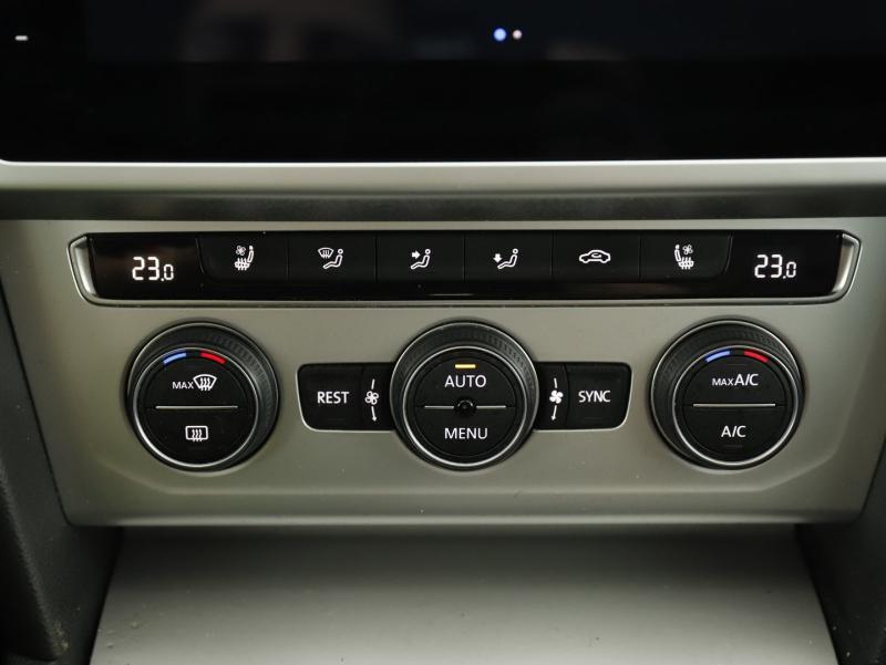VW Passat Variant CL TDI SCR 4MOTION DSG