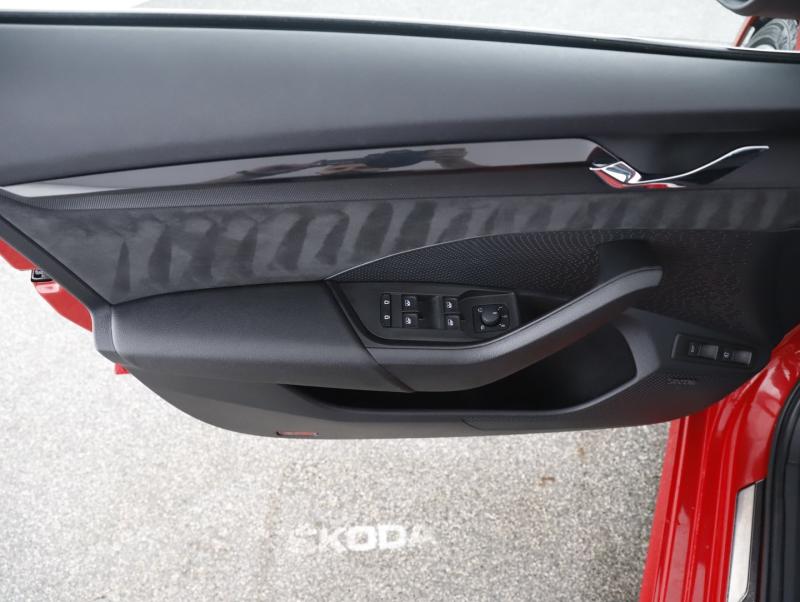 Škoda OCTAVIA Combi RS iV 245 DSG