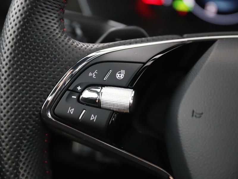 Škoda OCTAVIA Combi RS iV 245 DSG