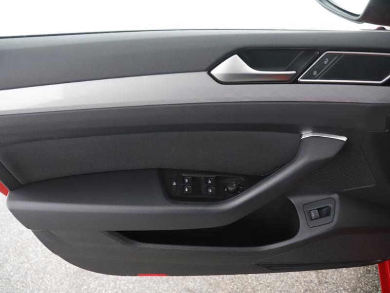VW Passat Variant Business TDI DSG