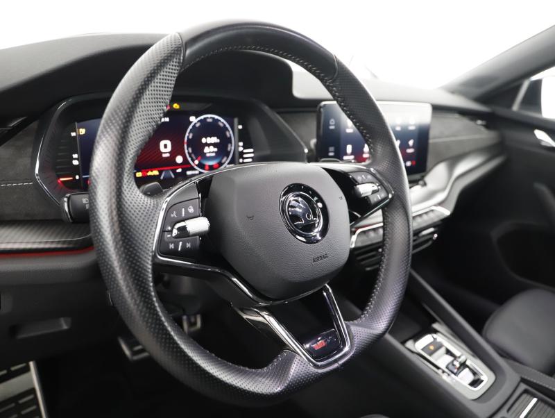 Škoda OCTAVIA RS iV 245 DSG