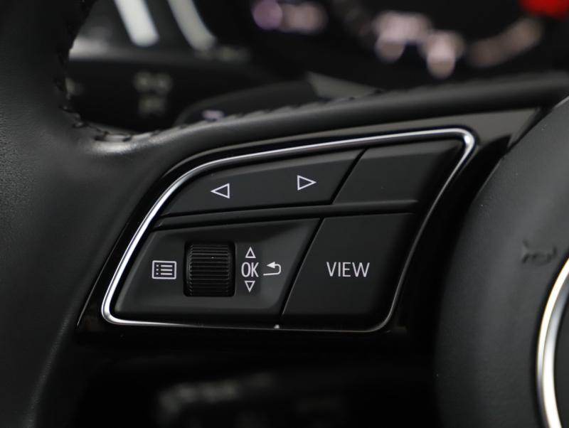 Audi A4 Limousine 40 TDI advanced