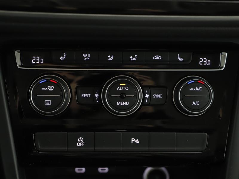 VW Touran Comfortline TDI SCR DSG