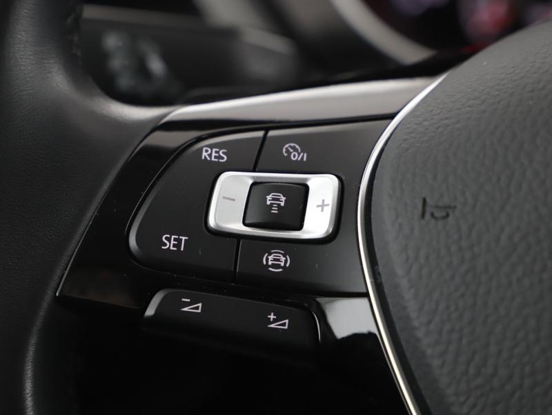 VW Touran Comfortline TDI SCR DSG