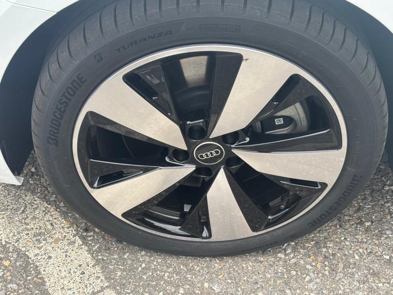 Audi A5 Avant e-hybrid quattro 220 kW