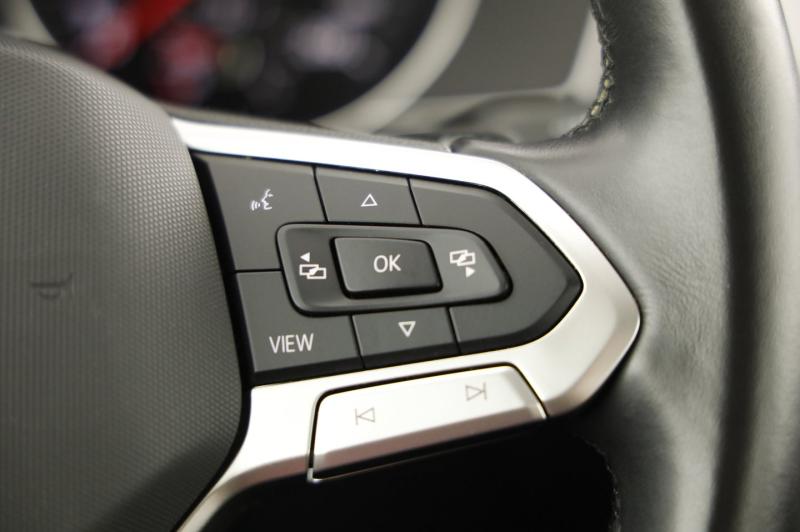 VW Passat Variant Business TDI DSG