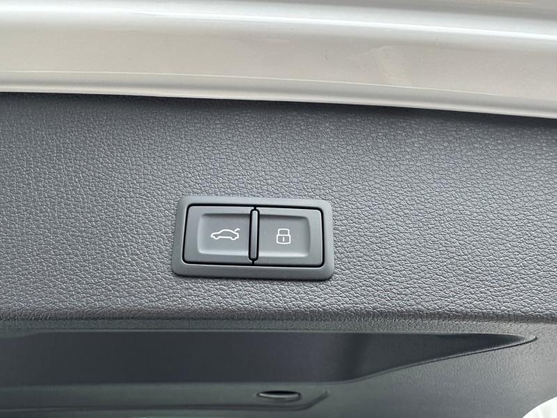 Audi Q2 30 TFSI admired