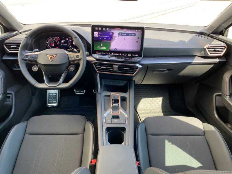 CUPRA Leon SP Kombi e-HYBRID 150/204