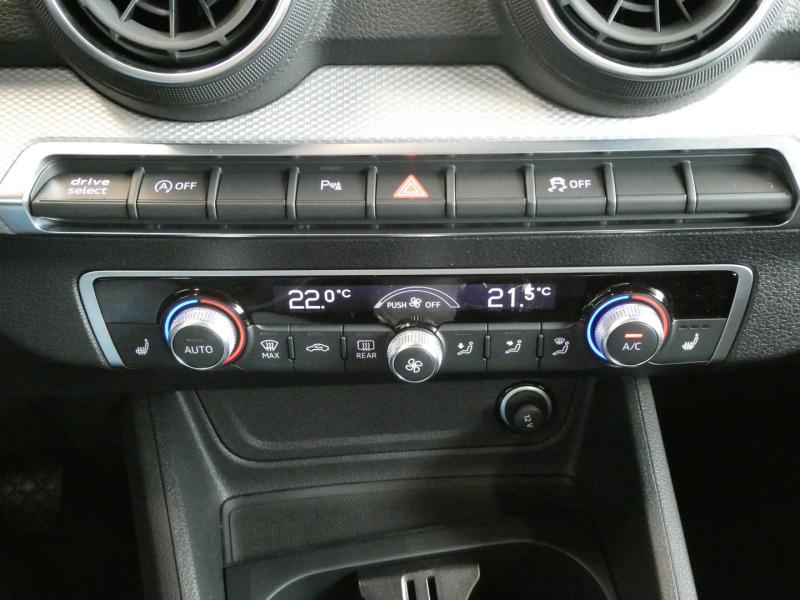 Audi Q2 30 TFSI admired