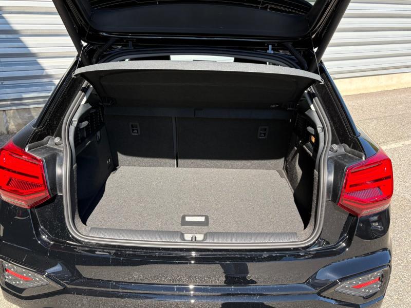 Audi Q2 30 TFSI admired