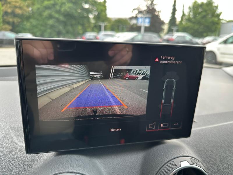 Audi Q2 30 TFSI admired