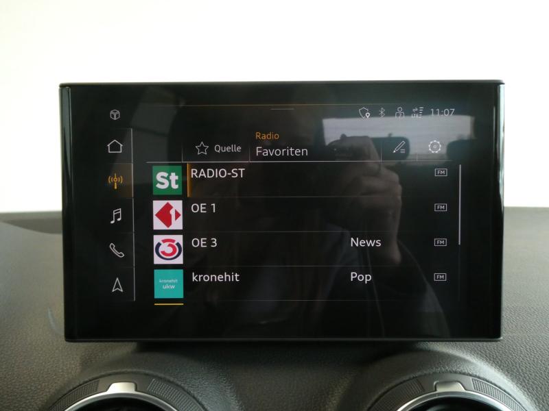 Audi Q2 30 TFSI admired