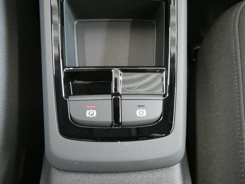 Audi Q2 30 TFSI admired