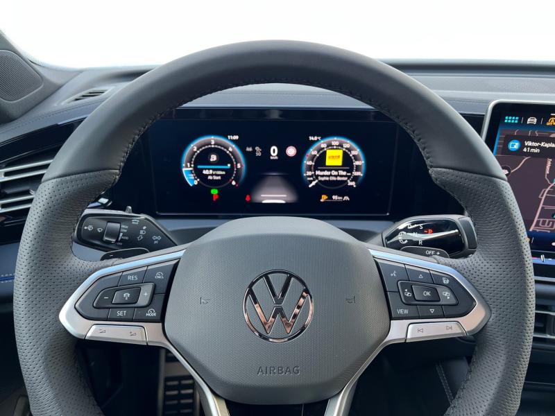 VW Tiguan R-Line TDI DSG