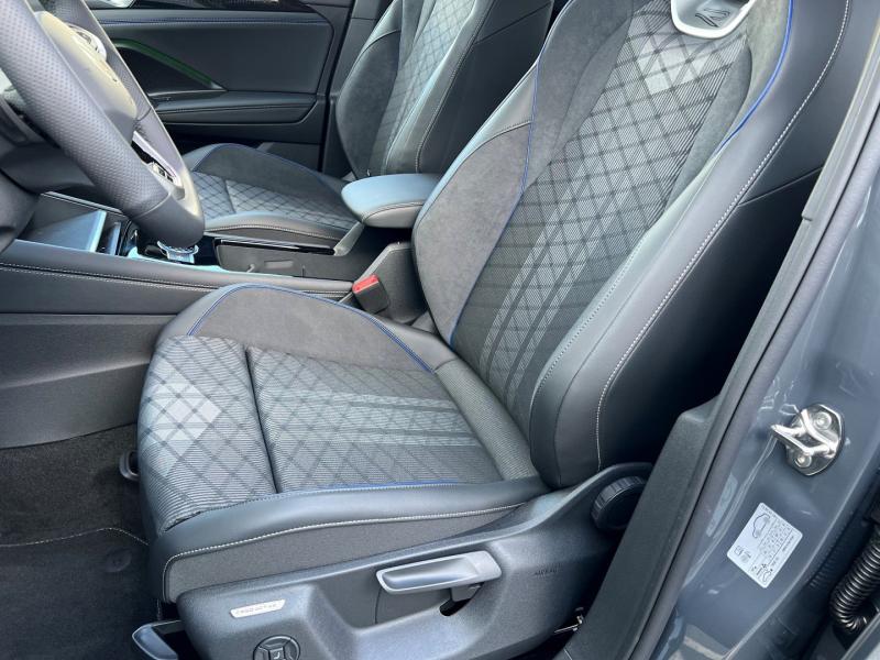 VW Tiguan R-Line TDI DSG