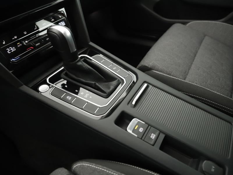 VW Passat Variant Business TDI DSG