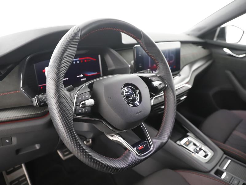 Škoda OCTAVIA Combi RS iV 245 DSG