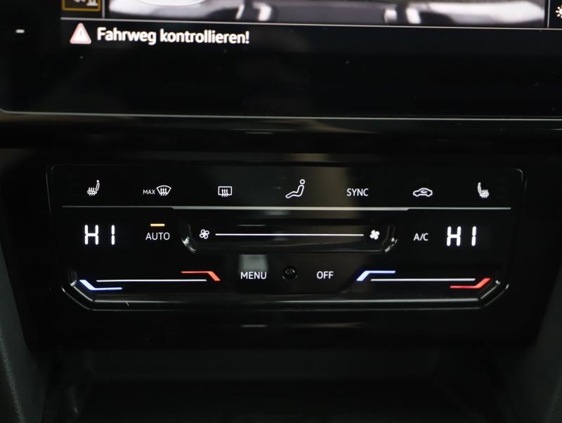 VW Passat Variant Business TDI DSG