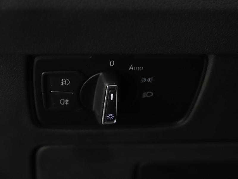VW Passat Variant Business TDI DSG