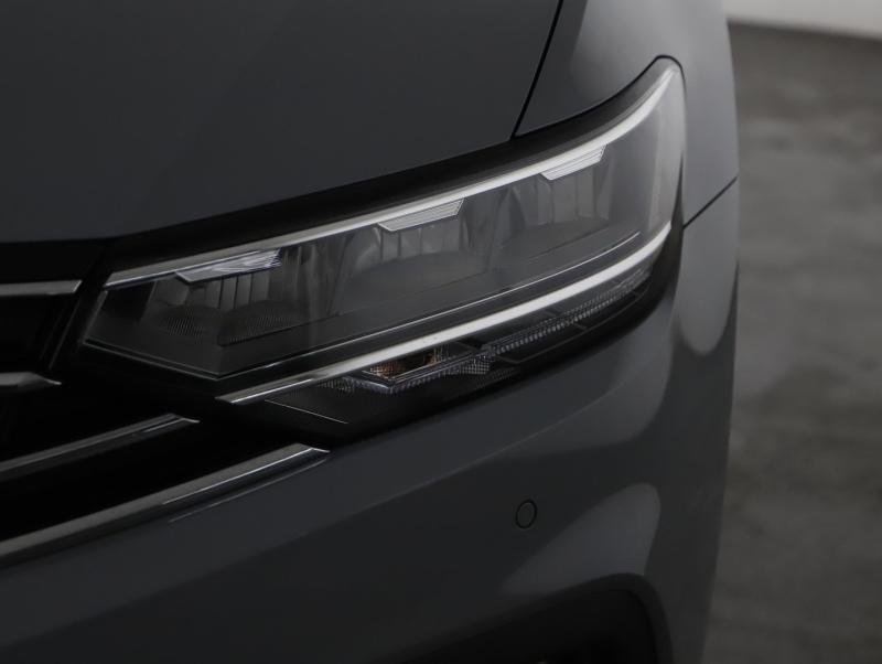 VW Passat Variant Business TDI DSG