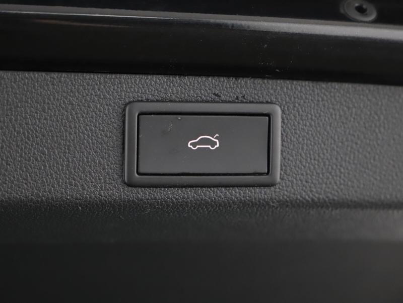 Škoda SUPERB Combi iV SPORTLINE DSG