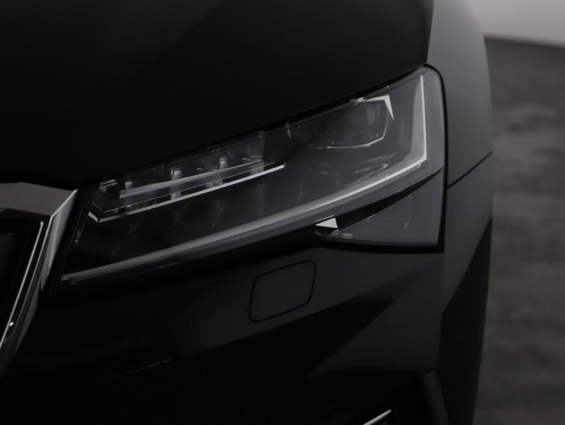 Škoda SUPERB Combi iV SPORTLINE DSG