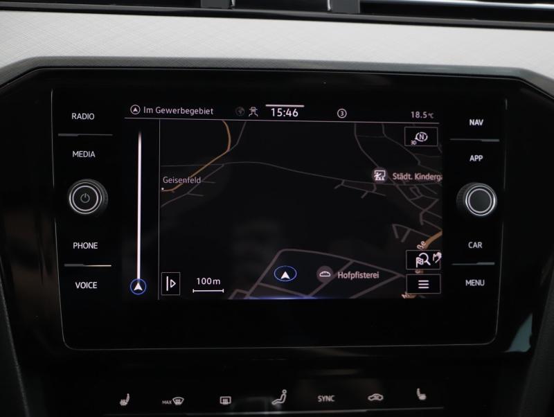 VW Passat GTE Variant