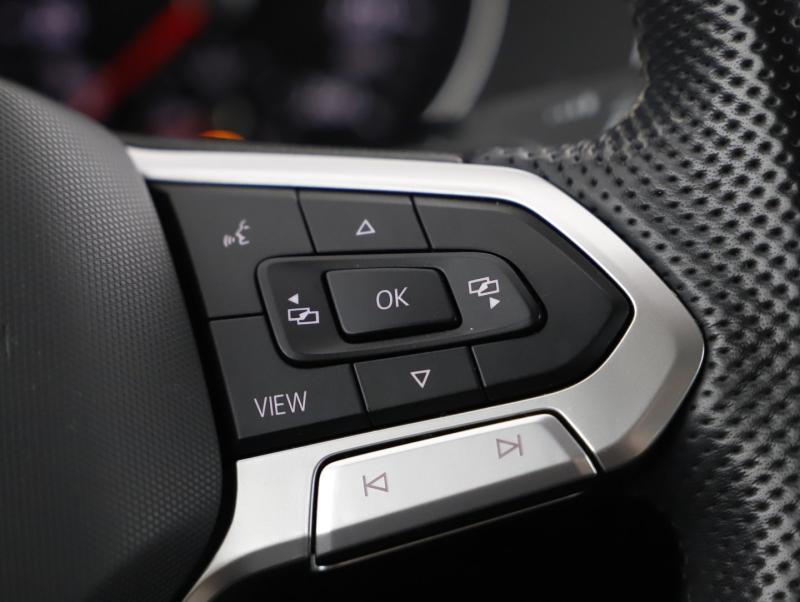 VW Passat GTE Variant