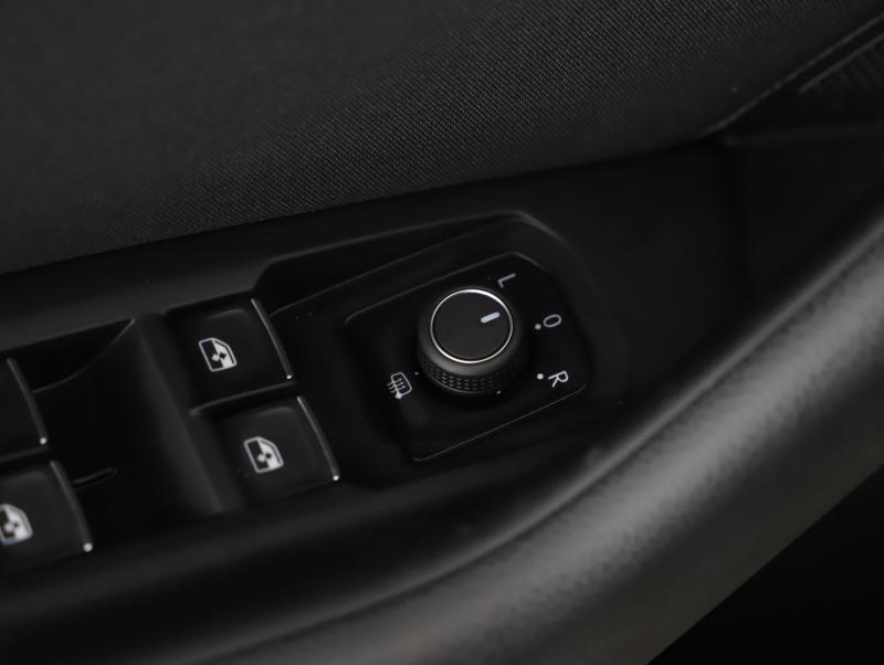 VW Passat GTE Variant