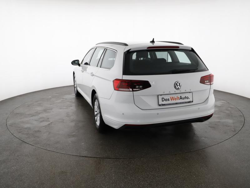 VW Passat Variant Business TDI DSG