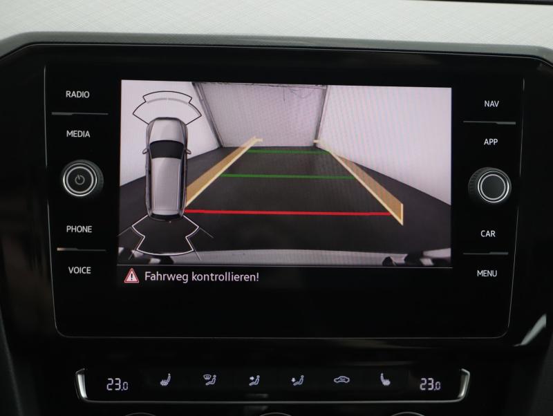 VW Passat Variant Business TDI DSG