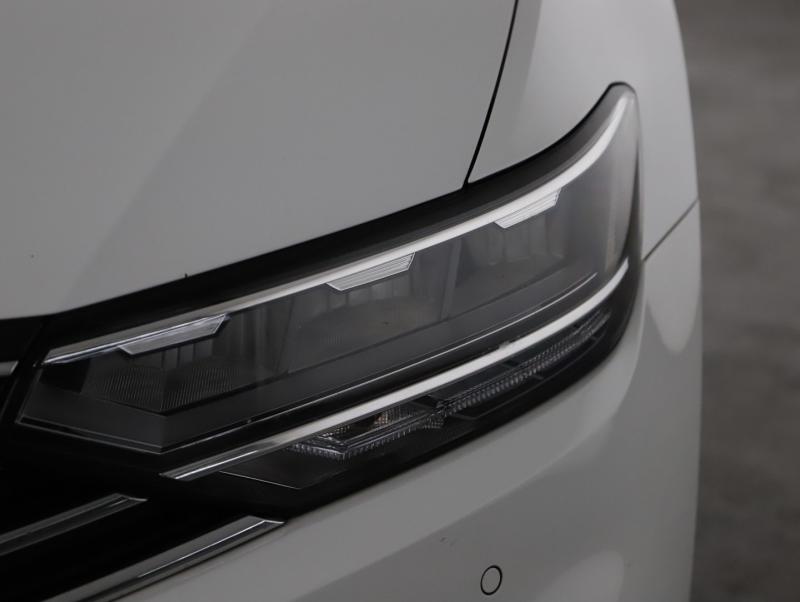 VW Passat Variant Business TDI DSG