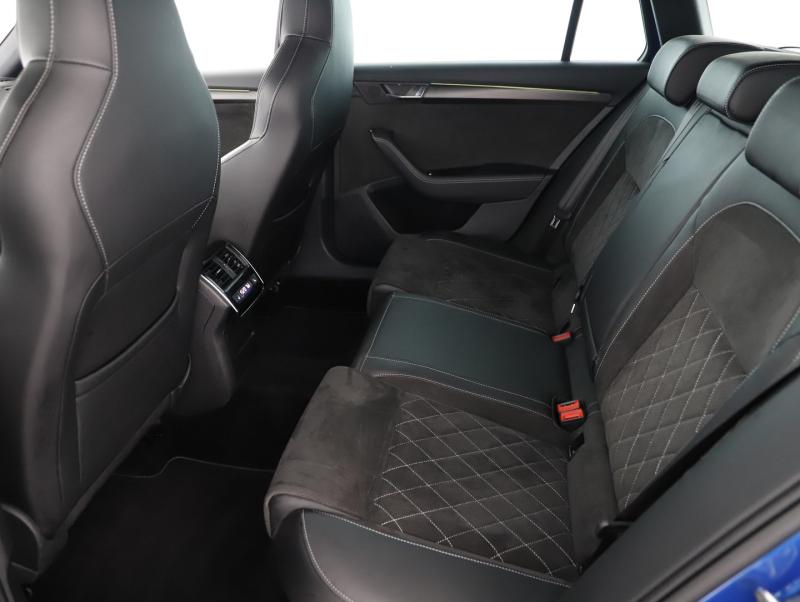 Škoda SUPERB Combi iV SPORTLINE DSG