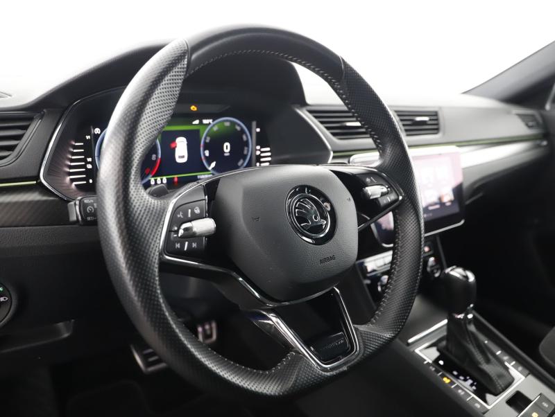 Škoda SUPERB Combi iV SPORTLINE DSG