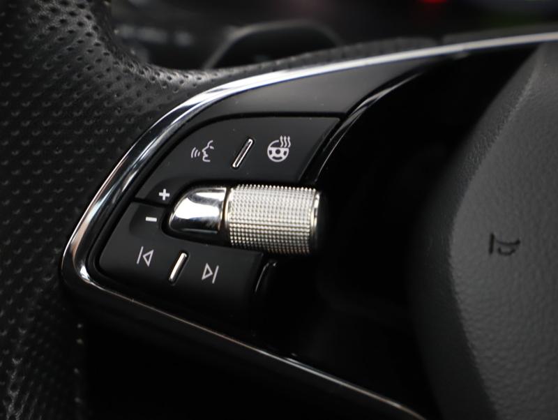 Škoda SUPERB Combi iV SPORTLINE DSG