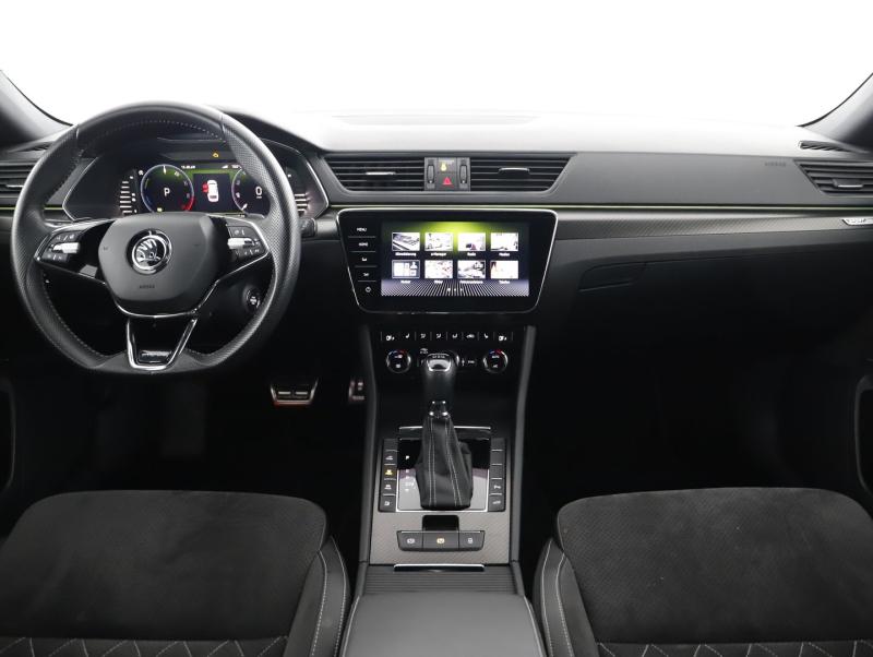 Škoda SUPERB Combi iV SPORTLINE DSG