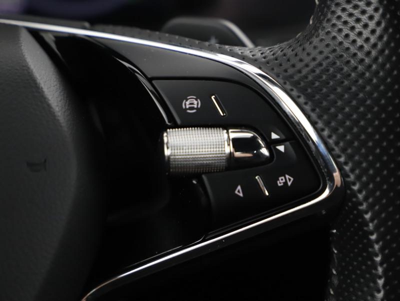 Škoda SUPERB Combi iV SPORTLINE DSG