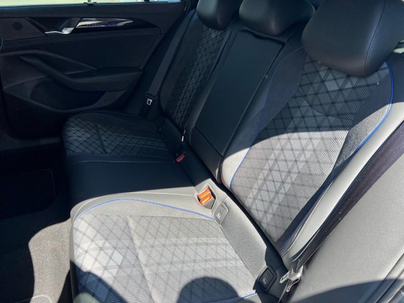 VW Passat Variant Sport TDI DSG