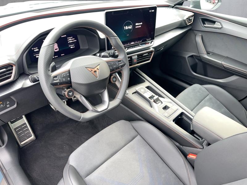 CUPRA Leon e-HYBRID 150/204