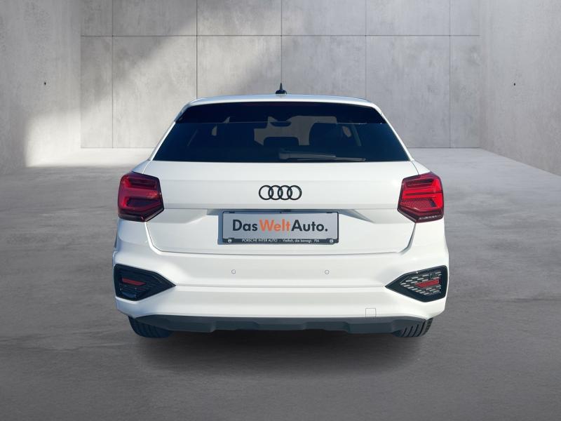 Audi Q2 30 TFSI admired