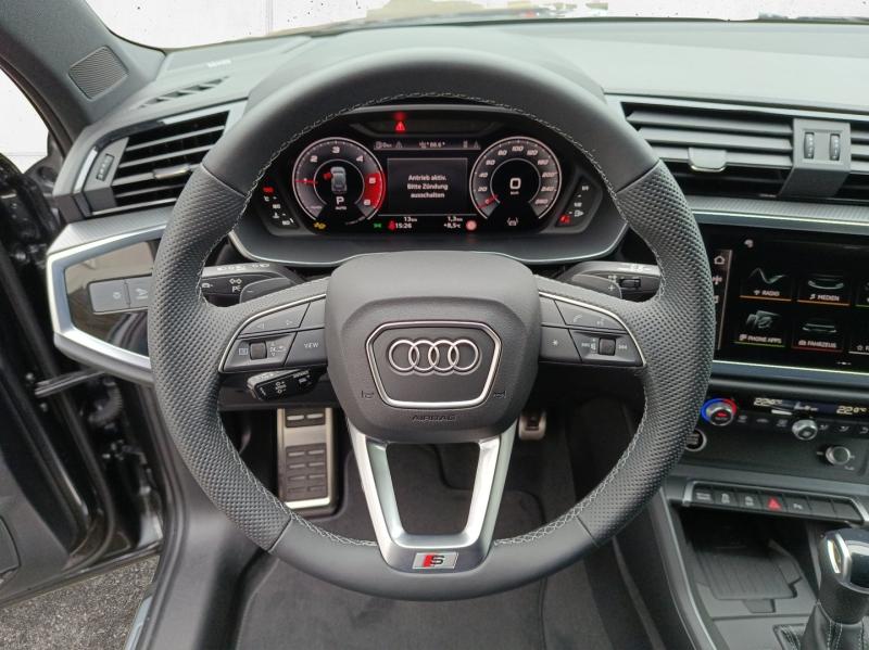 Audi Q3 40 TDI quattro S line