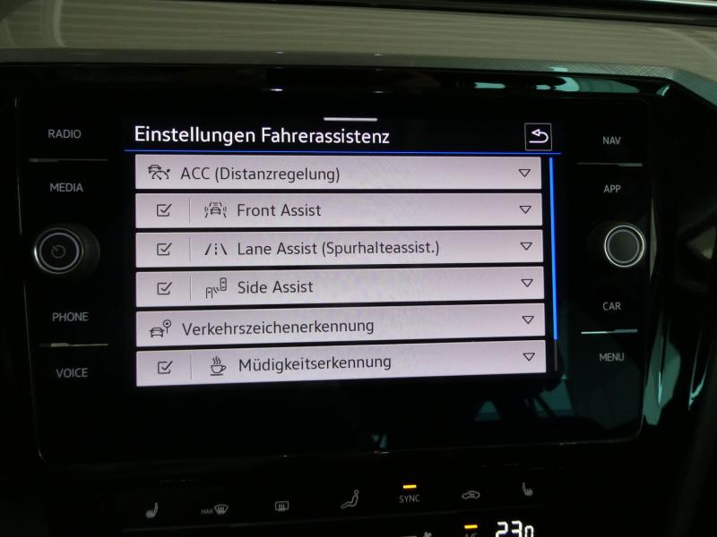 VW Passat Variant Business TDI SCR DSG