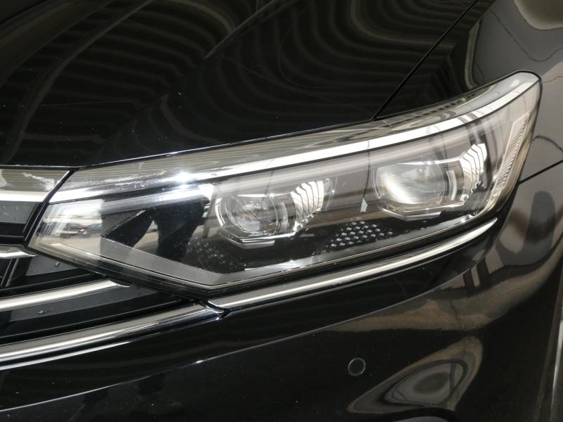 VW Passat Variant Business TDI SCR DSG