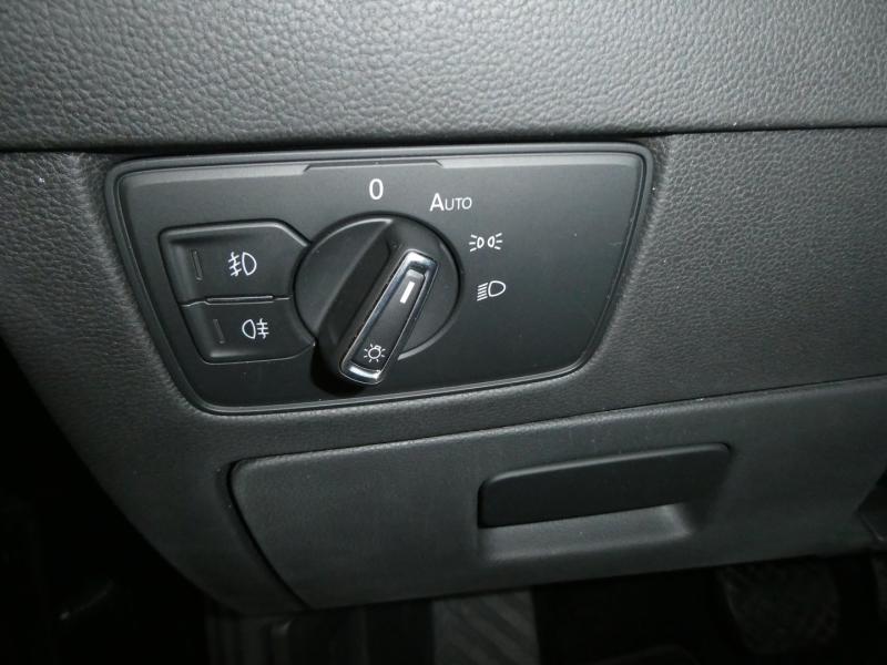 VW Passat Variant Business TDI SCR DSG