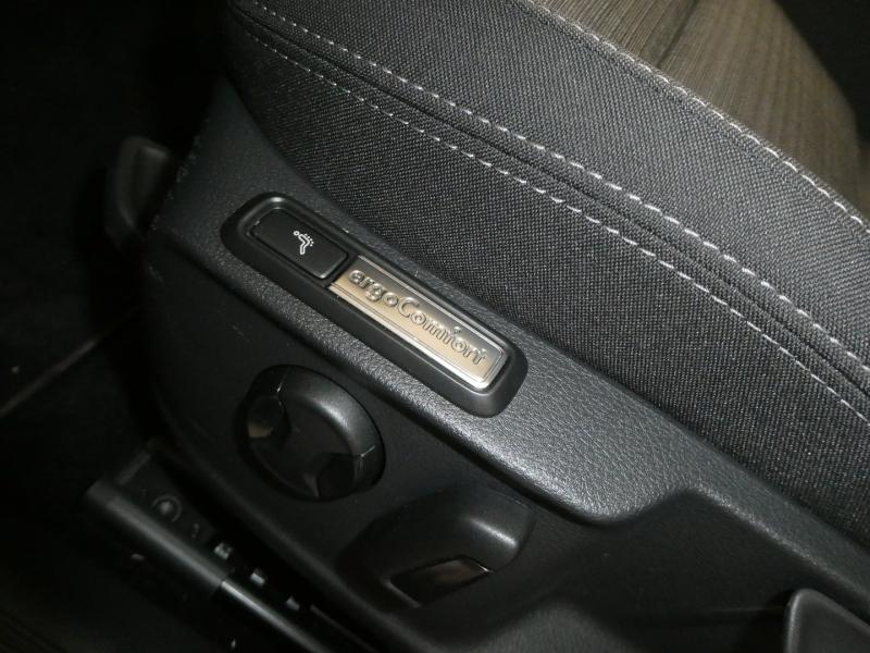 VW Passat Variant Business TDI SCR DSG