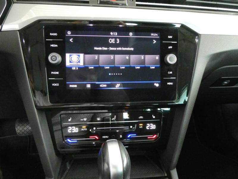 VW Passat Variant Business TDI SCR DSG