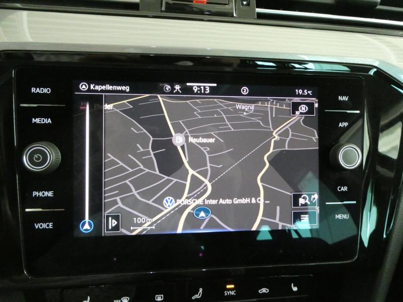 VW Passat Variant Business TDI SCR DSG