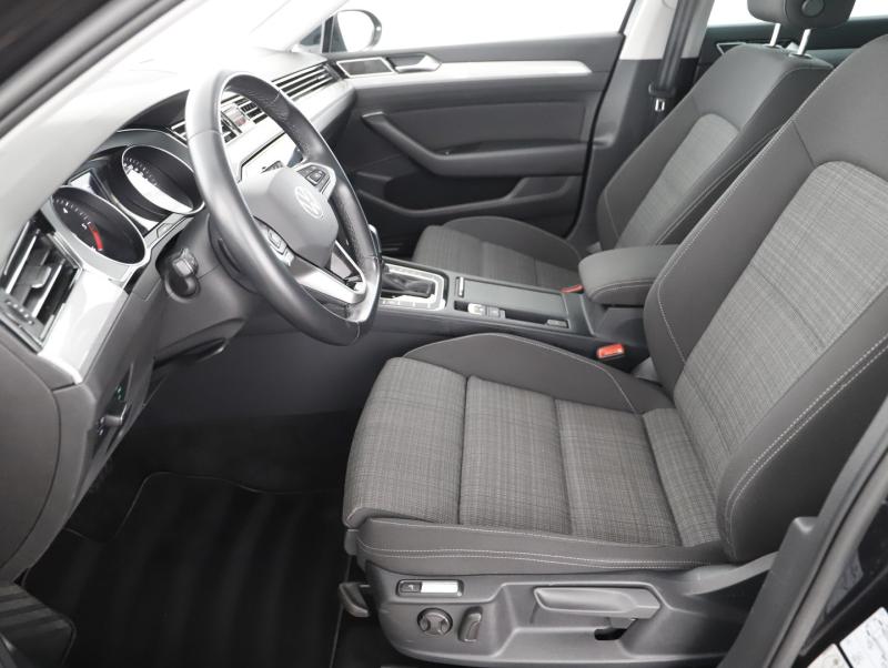 VW Passat Variant Business TDI SCR DSG